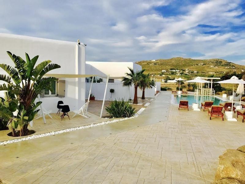 Queen Boutique Suites Mykonos Town Exterior foto